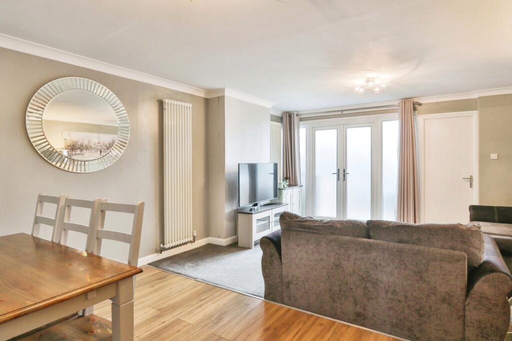 Additional property image - Russell Gardens, POOLE, Dorset, BH16