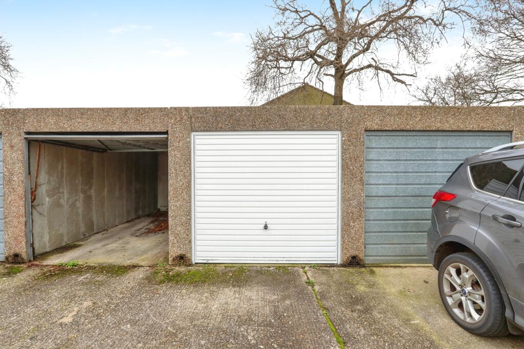 Additional property image - Barn Close, Upton, Poole, Dorset, BH16
