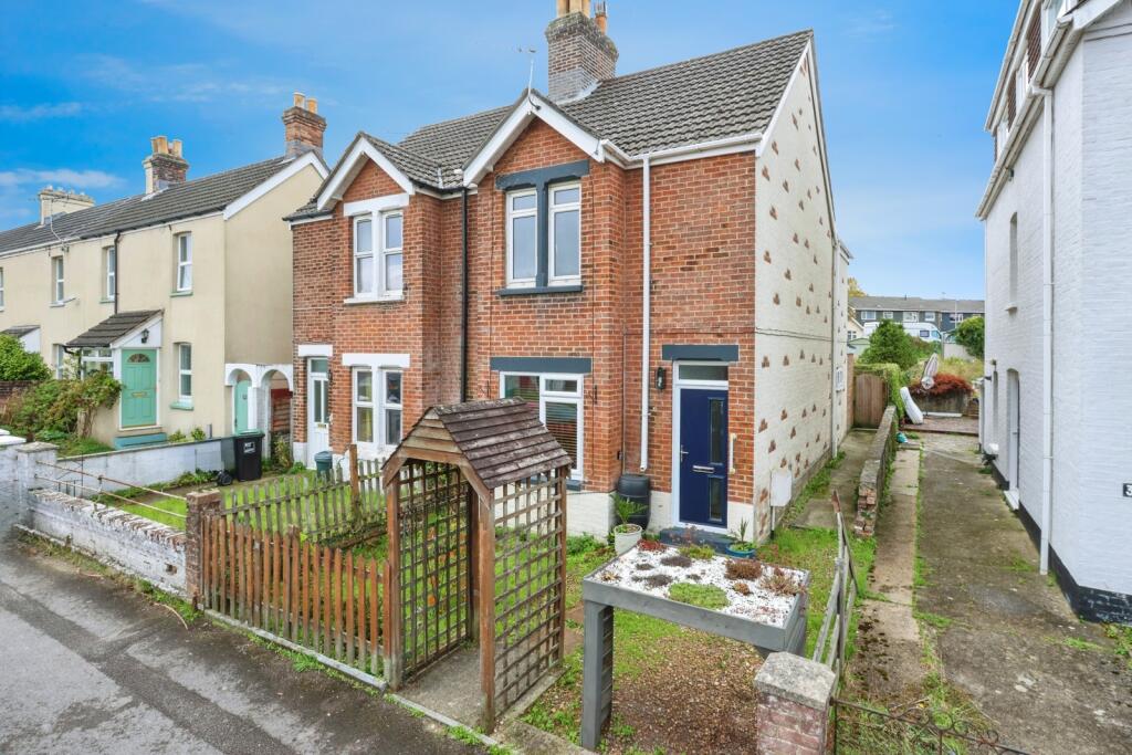 Main image of property: Carters Avenue, Hamworthy, Poole, Dorset, BH15