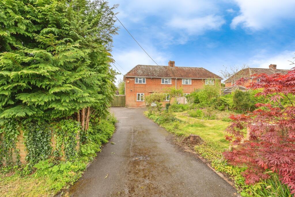 3 bedroom semidetached house for sale in Loperwood Lane, Calmore