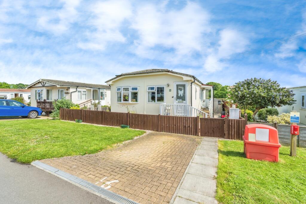 2 bedroom detached house for sale in New Forest Park, West Common