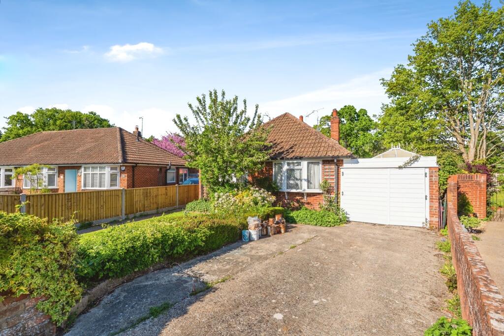 Main image of property: Kinross Road, Totton, Southampton, Hampshire, SO40