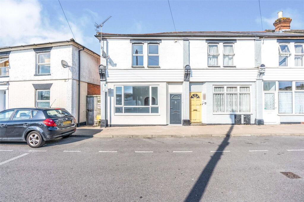 Main image of property: Station Road North, Totton, Southampton, Hampshire, SO40