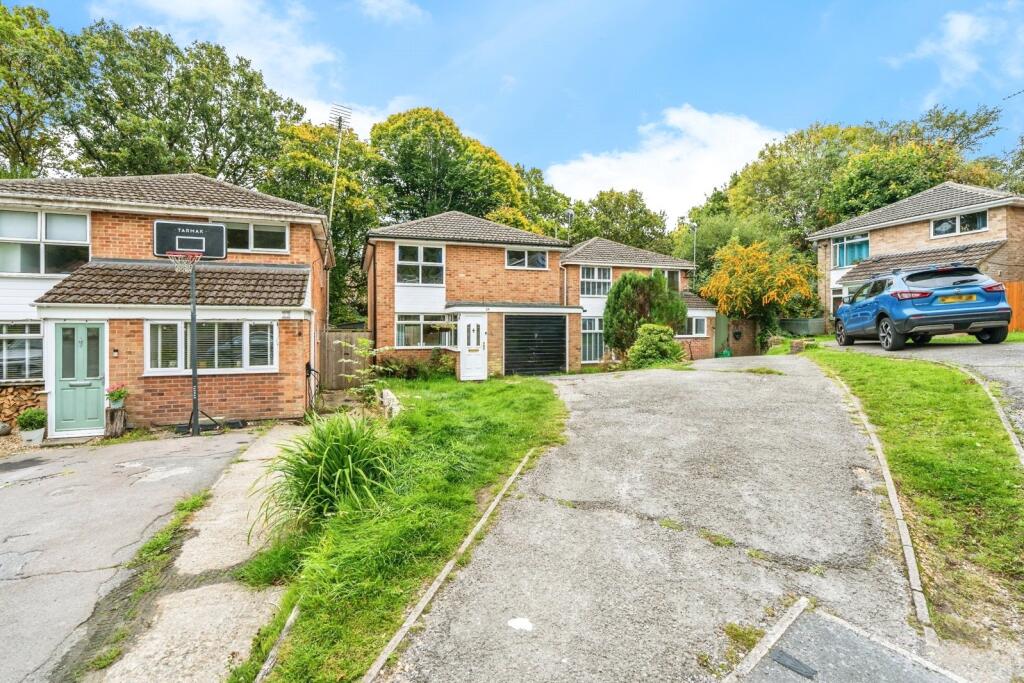 3 bedroom detached house