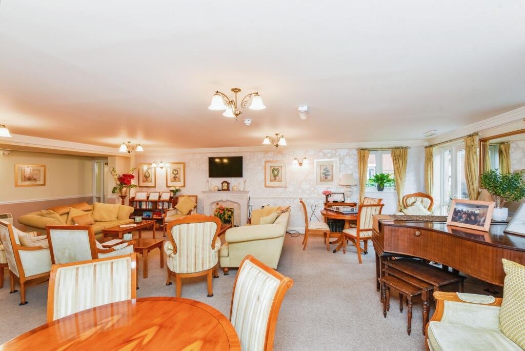 Additional property image - Magdalene Street, Glastonbury, Somerset, BA6