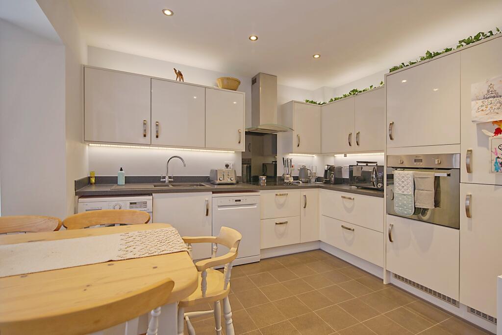 Additional property image - Bourke Road, Shepton Mallet, Somerset, BA4