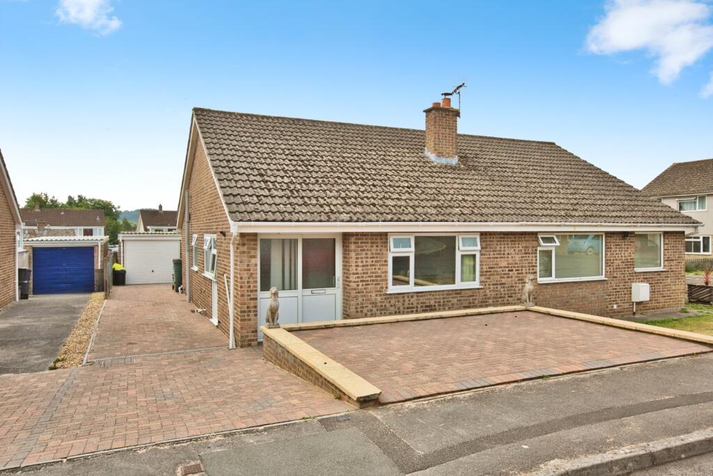 Main image of property: Somerleaze Close, Wells, Somerset, BA5