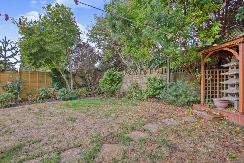 3 bedroom detached house for sale in Preston Road, Yeovil, BA20