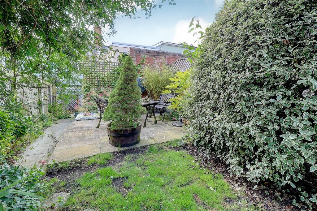 Additional property image - Green Quarry, Yeovil, Somerset, BA21