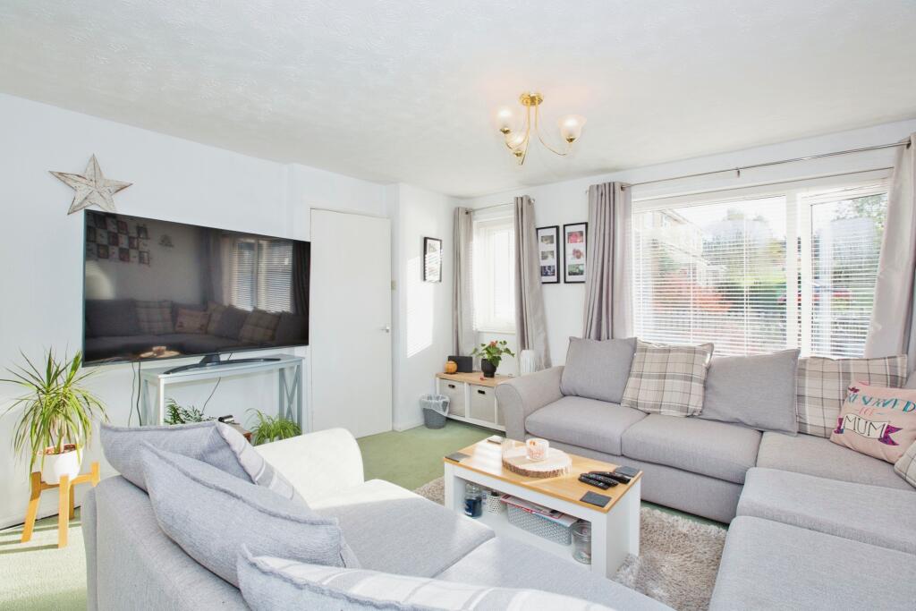 Additional property image - Bridle Way, Barwick, Yeovil, Somerset, BA22