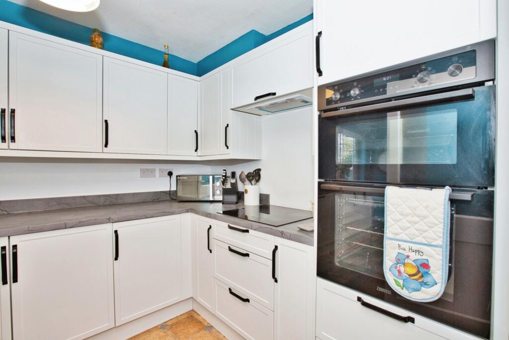 Additional property image - Bridle Way, Barwick, Yeovil, Somerset, BA22