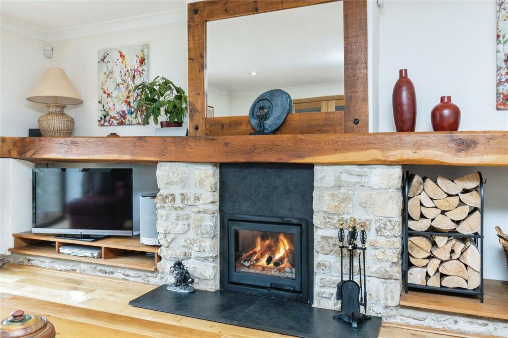 Additional property image - Lyatts, Hardington Moor, Yeovil, Somerset, BA22
