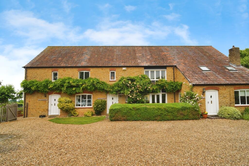 Main image of property: Compton Court Mews, SHERBORNE, Dorset, DT9