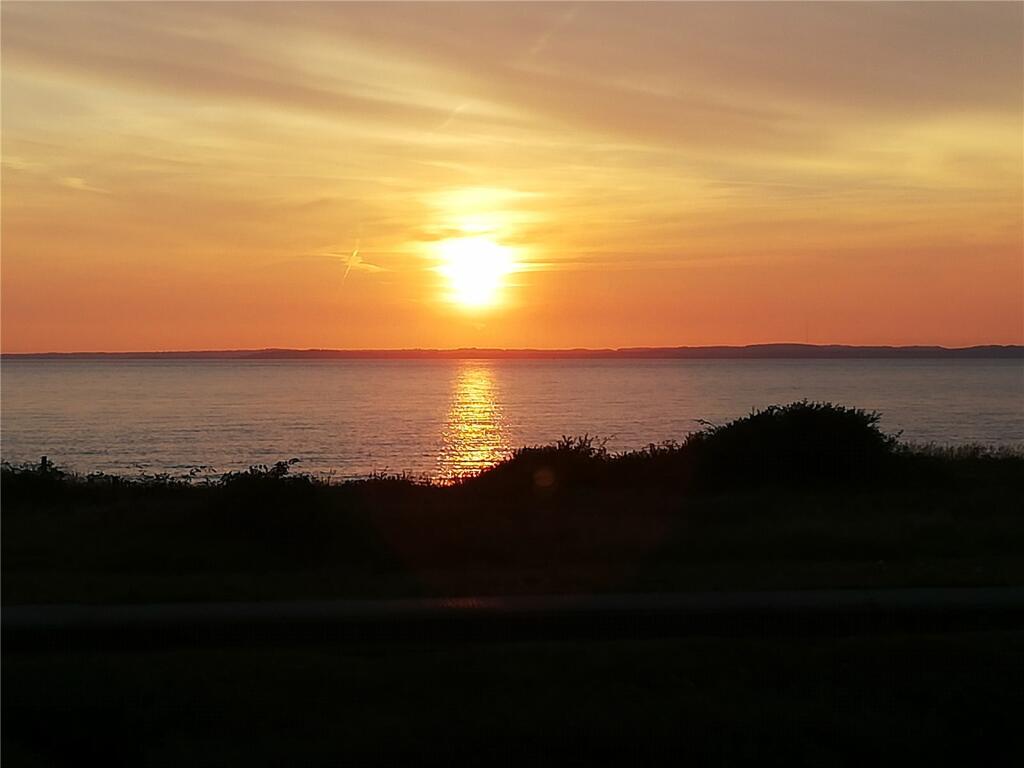 2 bedroom flat for sale in Beach Road, Kewstoke, WestonsuperMare, BS22