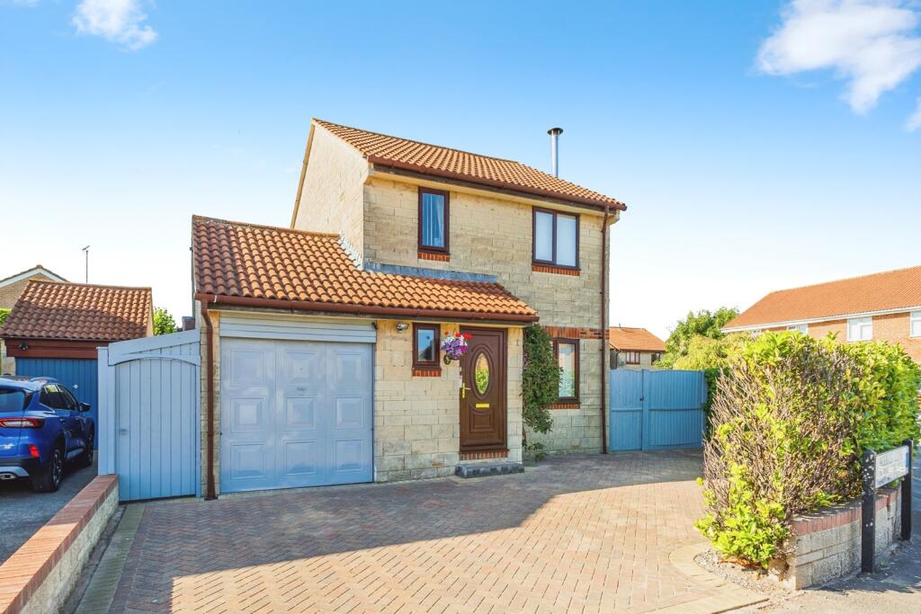Main image of property: Roebuck Close, Weston-super-Mare, Somerset, BS22