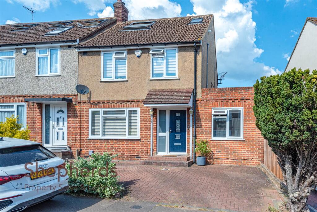 Main image of property: Westlea Road, Broxbourne