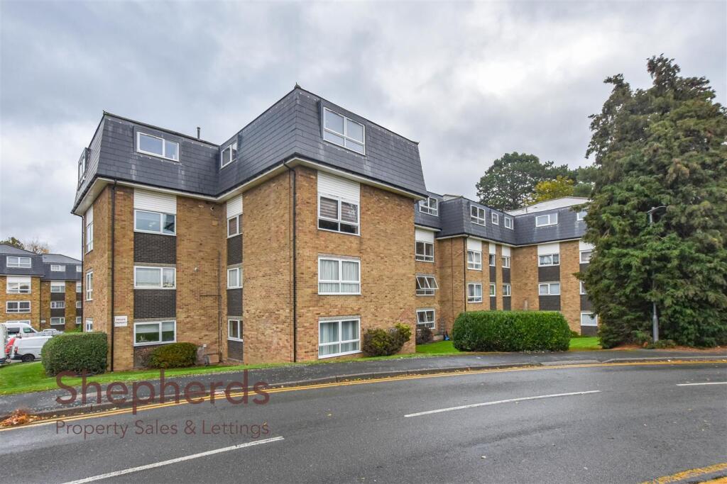 Main image of property: Lampits, Hoddesdon