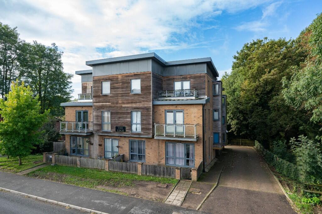 Main image of property: Lawn Lane, Hemel Hempstead, Hertfordshire, HP3