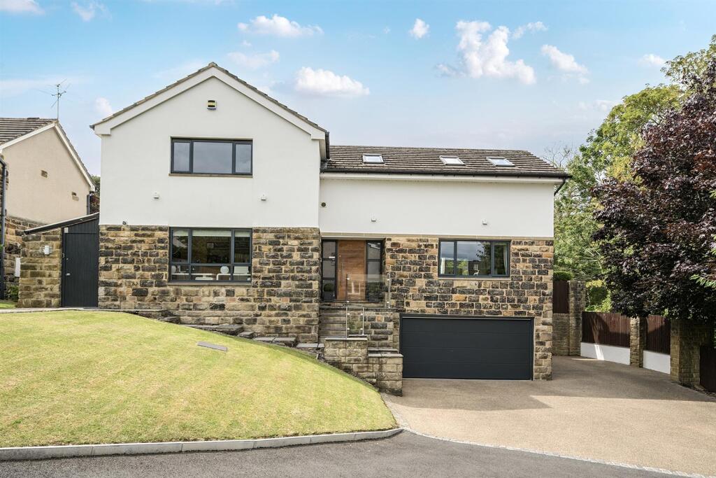 Main image of property: Oakdale Glen, Harrogate