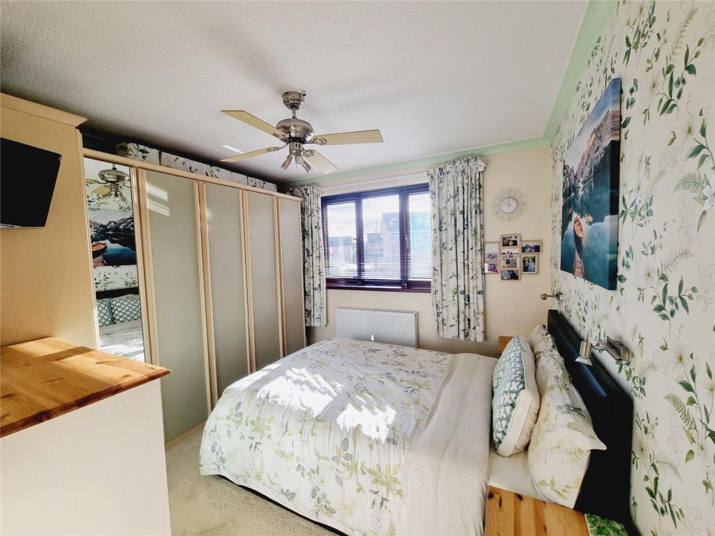 4 bedroom detached house for sale in Chaffinch Drive, Kidderminster