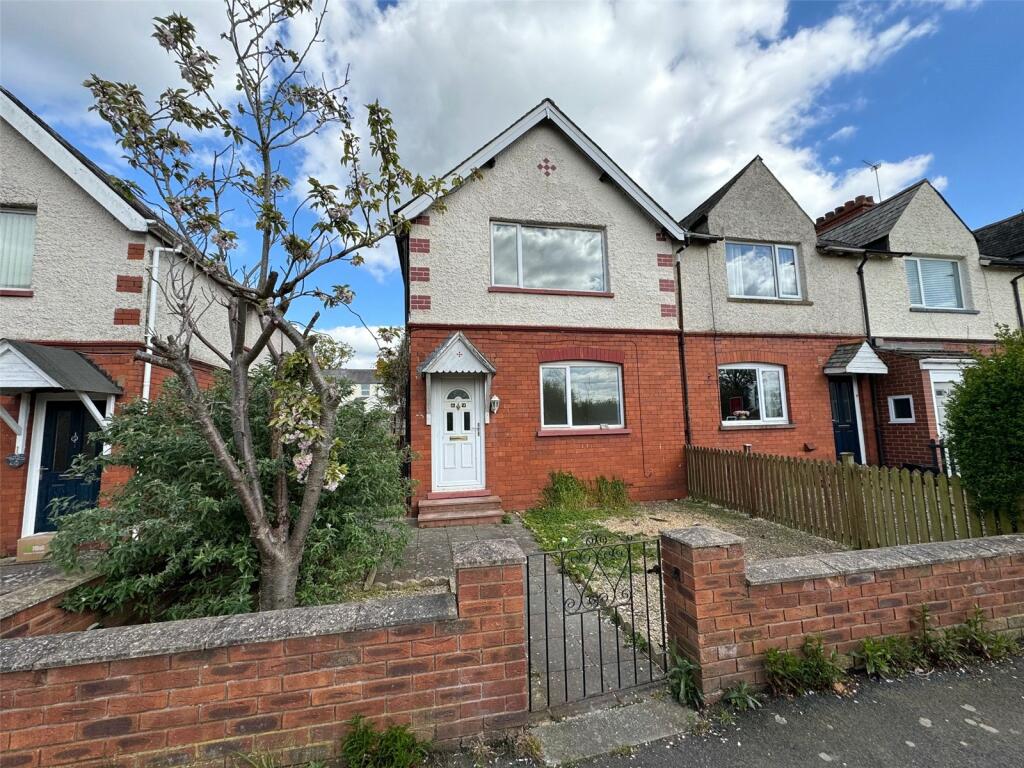 2 bedroom end of terrace house for sale in Woodhill Road, Highley