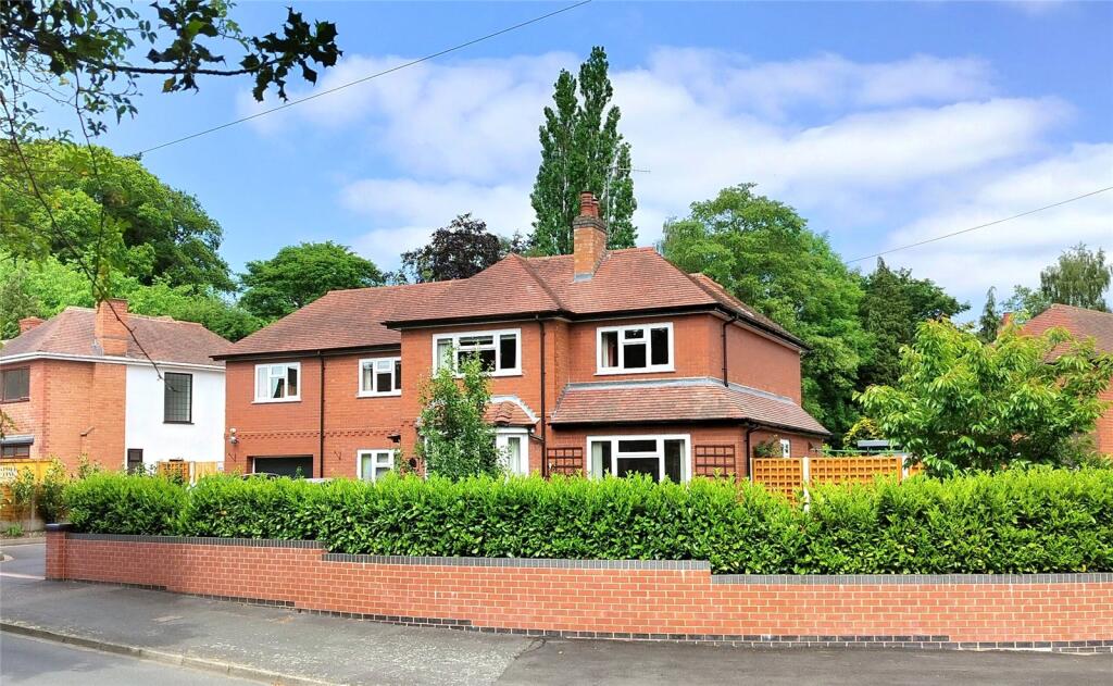 Main image of property: Oakfield Road, Kidderminster, Worcestershire