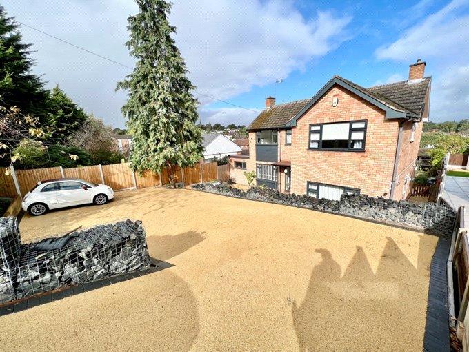 4 bedroom detached house for sale in Sutton Park Road, Kidderminster