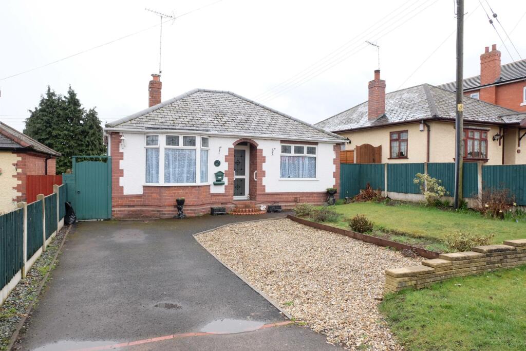 2 bedroom bungalow for sale in Franche Road, Wolverley, Kidderminster, Worcestershire, DY11
