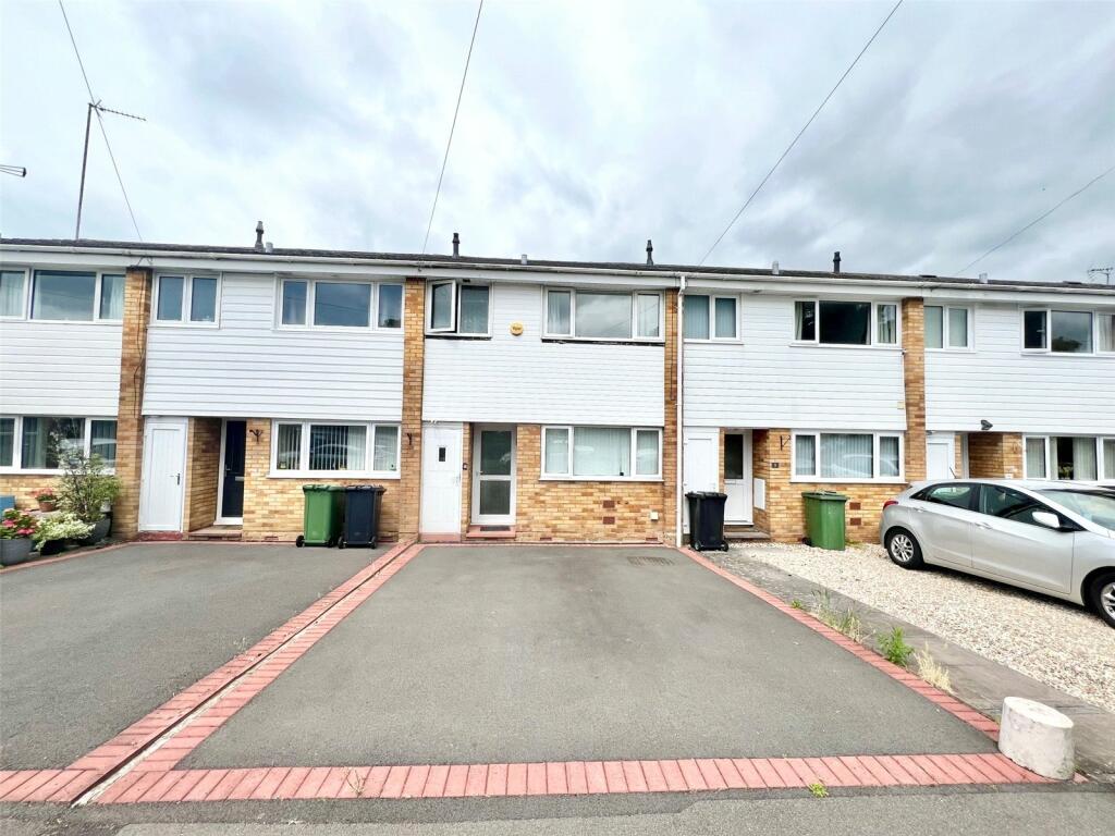 3 bedroom terraced house for sale in Hay Close, Kidderminster