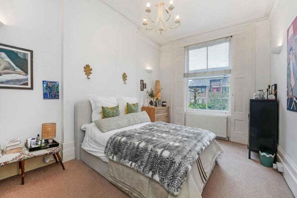 Main image of property: Aldridge Road Villas, London, W11