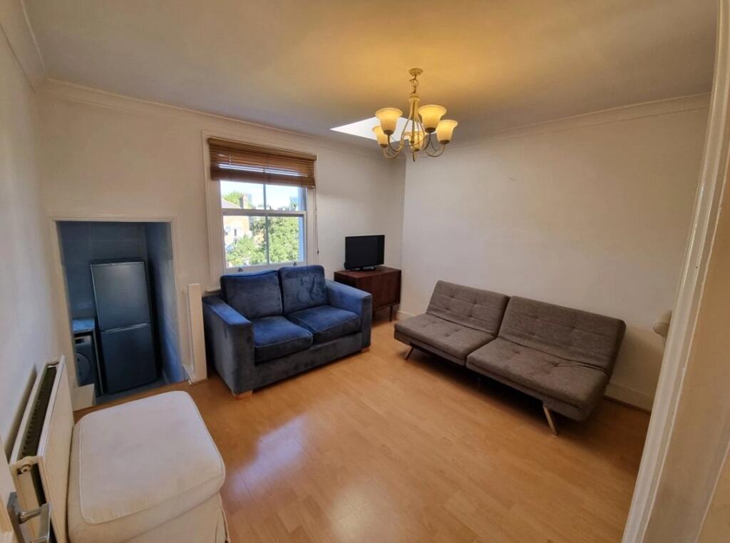 Main image of property: Cambridge Gardens, London, W10
