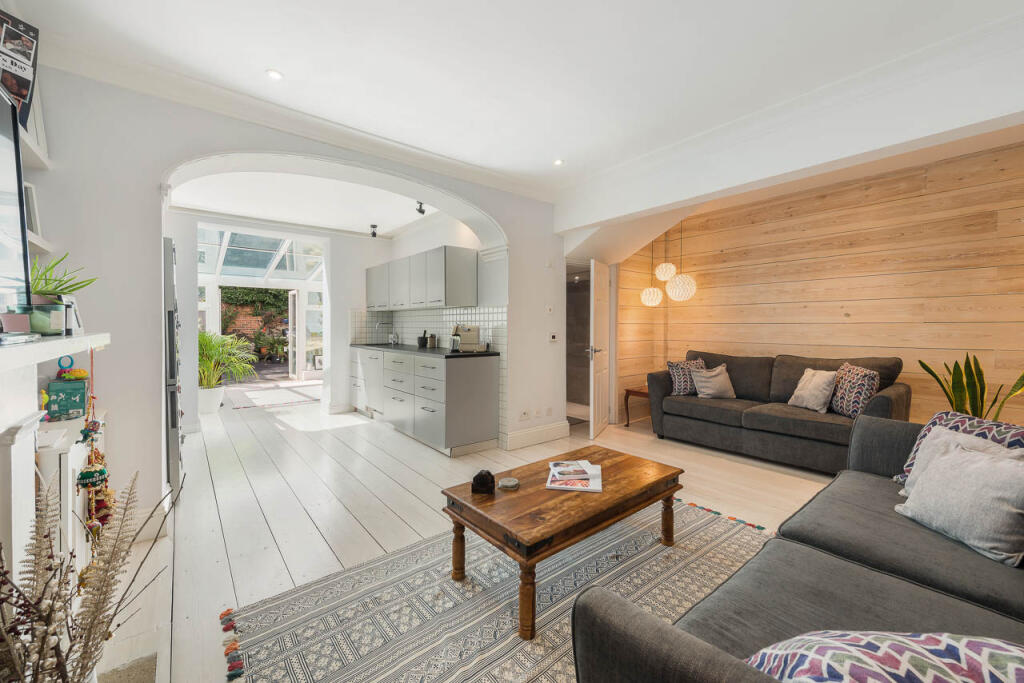 Main image of property: Holland Road, London, W14