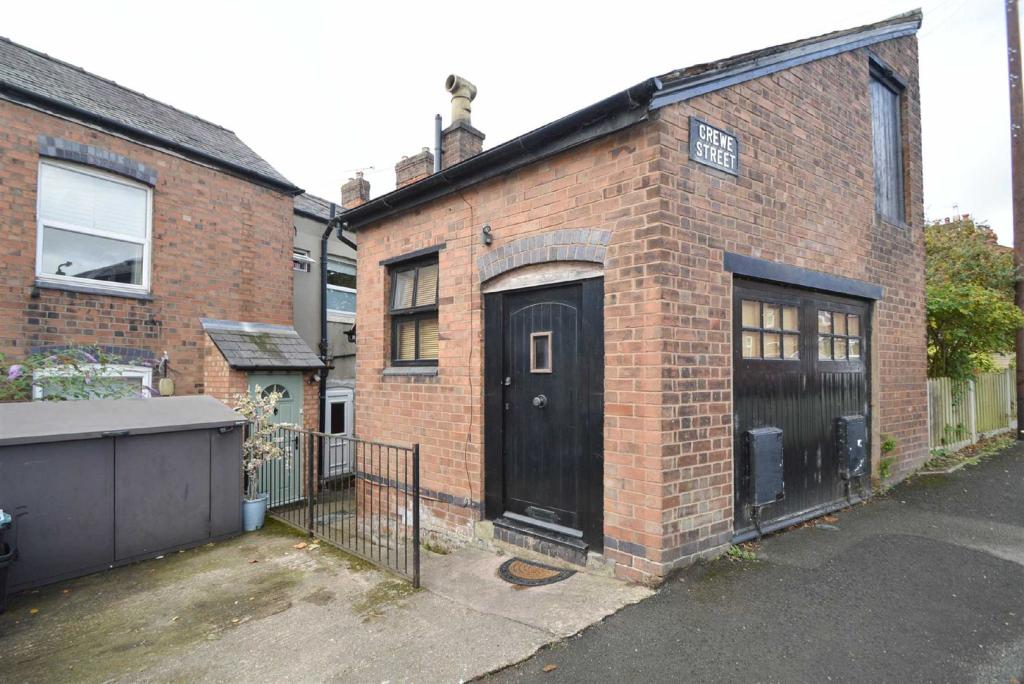 3 bedroom apartment for sale in St Michaels Street, Shrewsbury, SY1