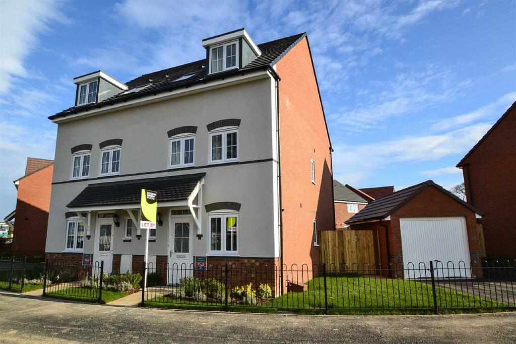 3 bedroom semidetached house for rent in Squinter Pip Way, Bowbrook