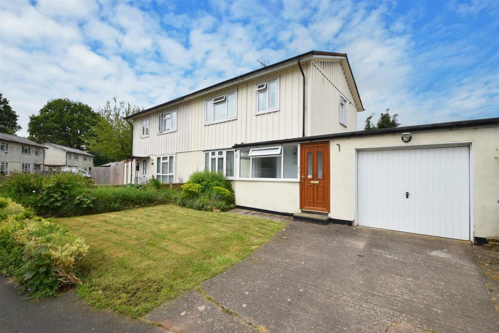 3 bedroom semi-detached house