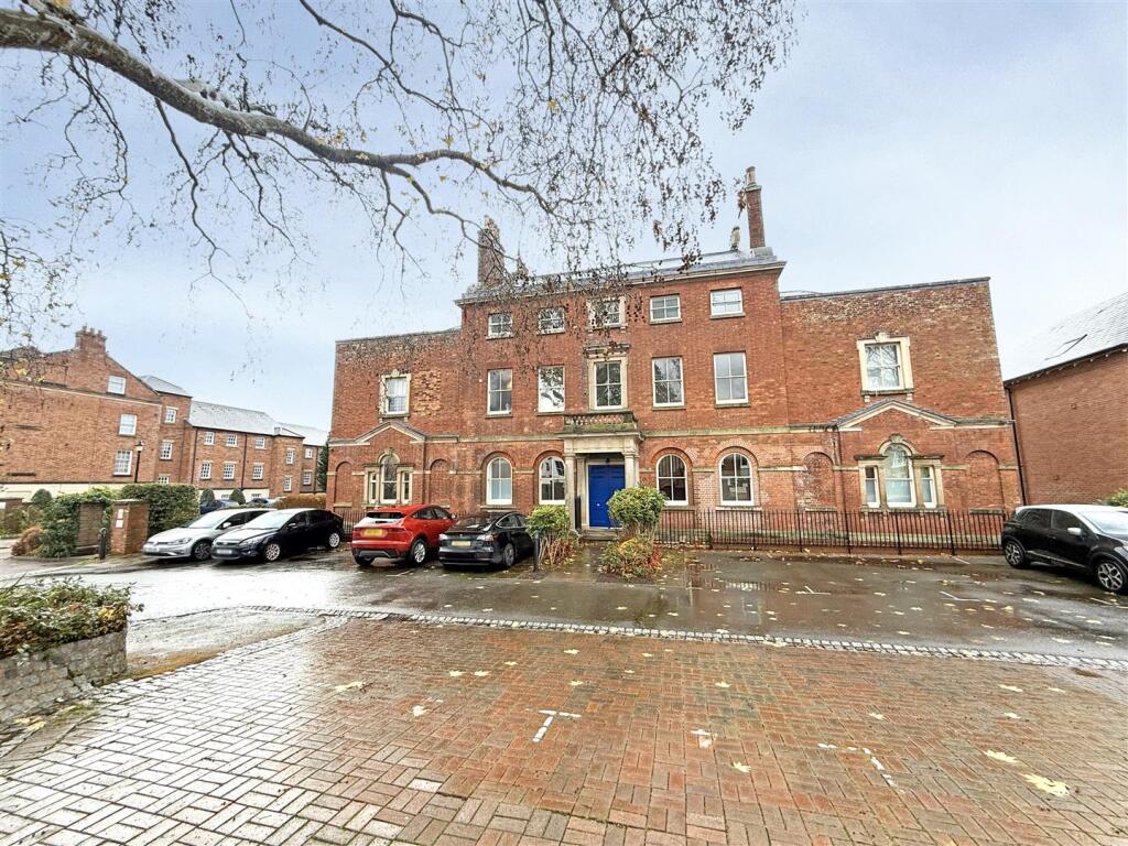 Main image of property: Abbey Foregate, Shrewsbury