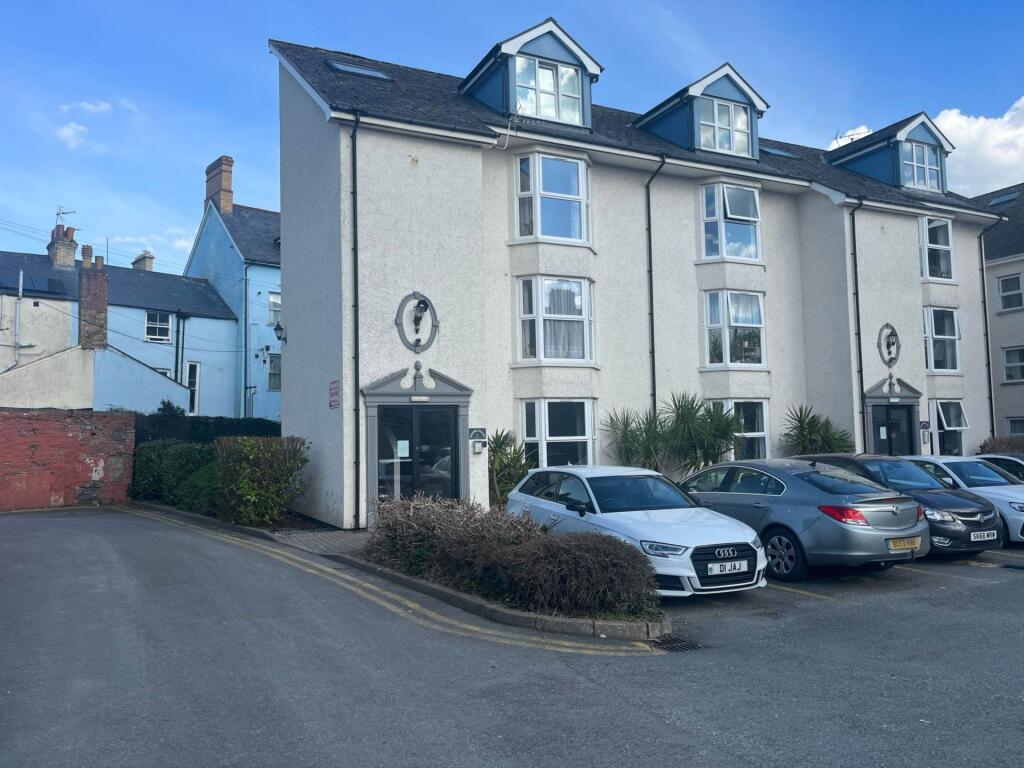 Main image of property: Gerddi Gwalia, North Parade