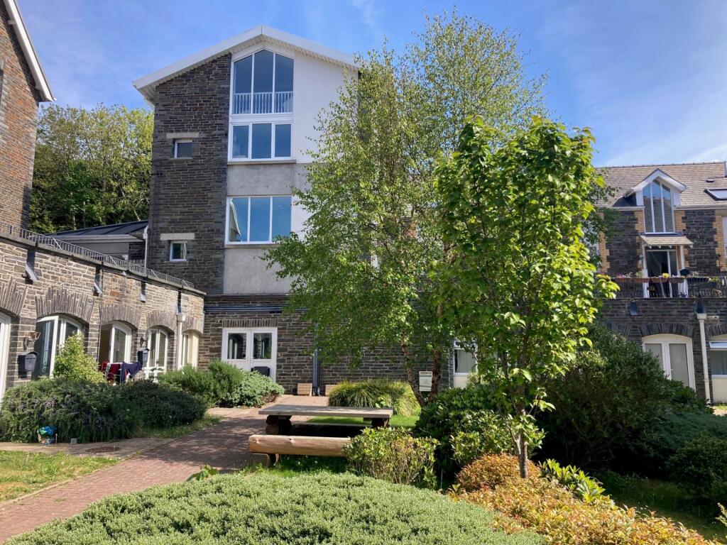Main image of property: Llys Ardwyn, Aberystwyth