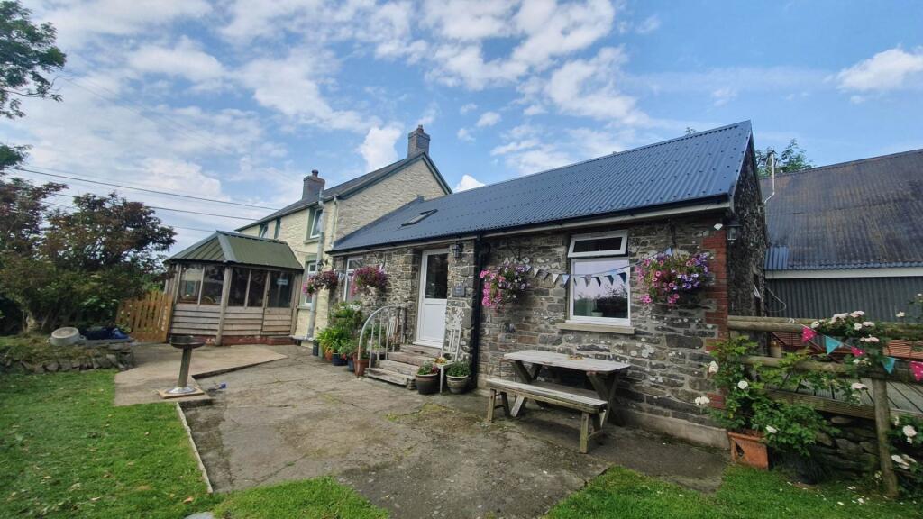 Main image of property: Llanrhystud