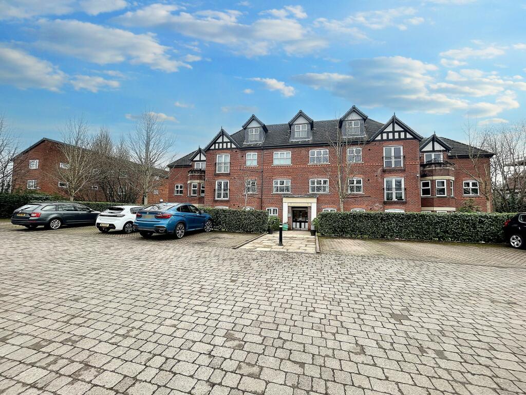 2 bedroom apartment for sale in Worsley Road, Swinton, M27