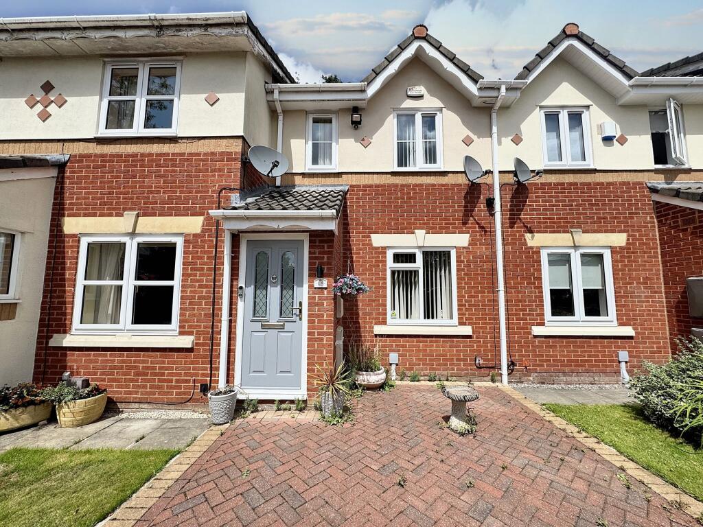 Main image of property: Hawfinch Grove, Worsley, M28