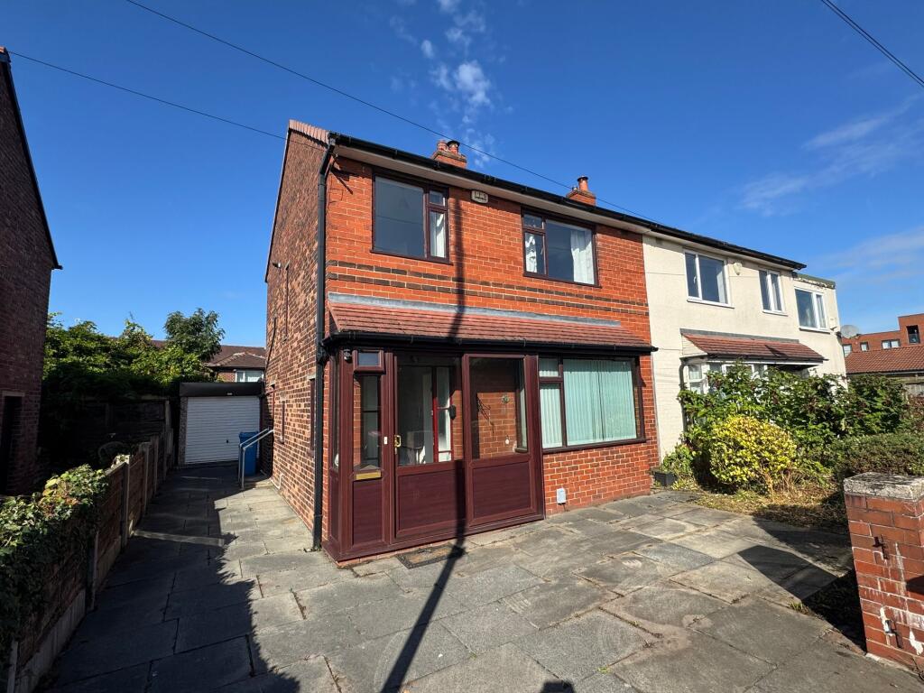 Main image of property: Tynesbank, Worsley, M28