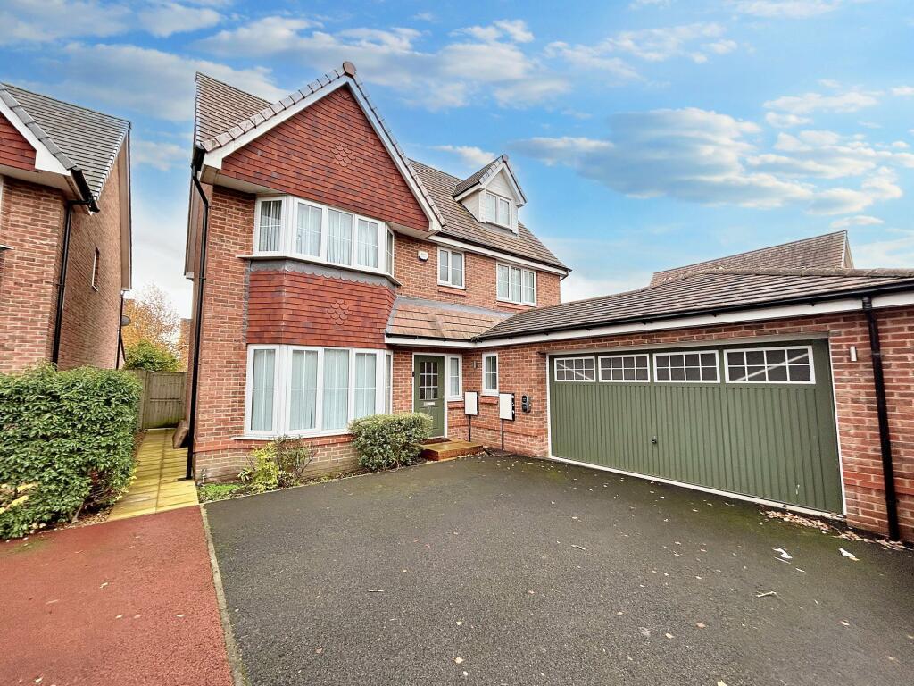 Main image of property: Hawthorn Way, Worsley, M28