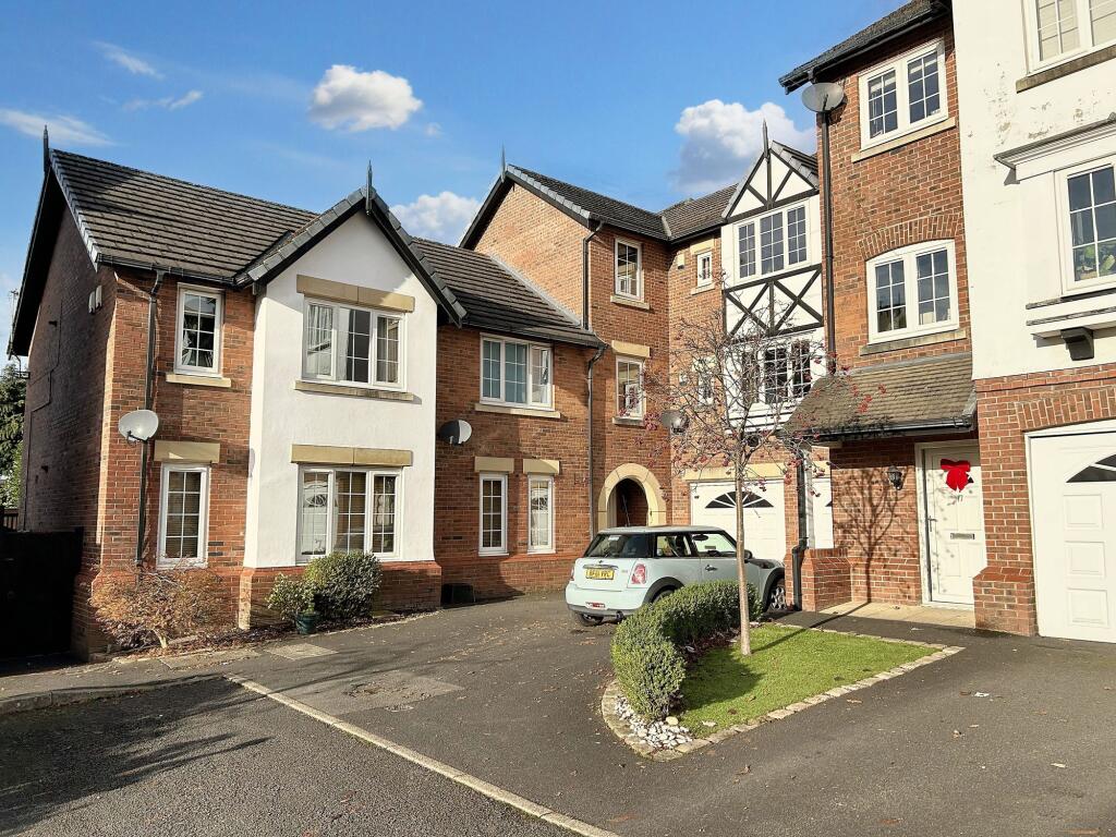 Main image of property: Oliver Fold Close, Worsley, M28