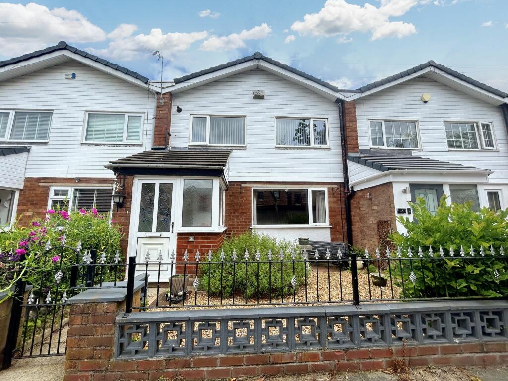 3 bedroom mews property for sale in Harbern Close, Monton, M30