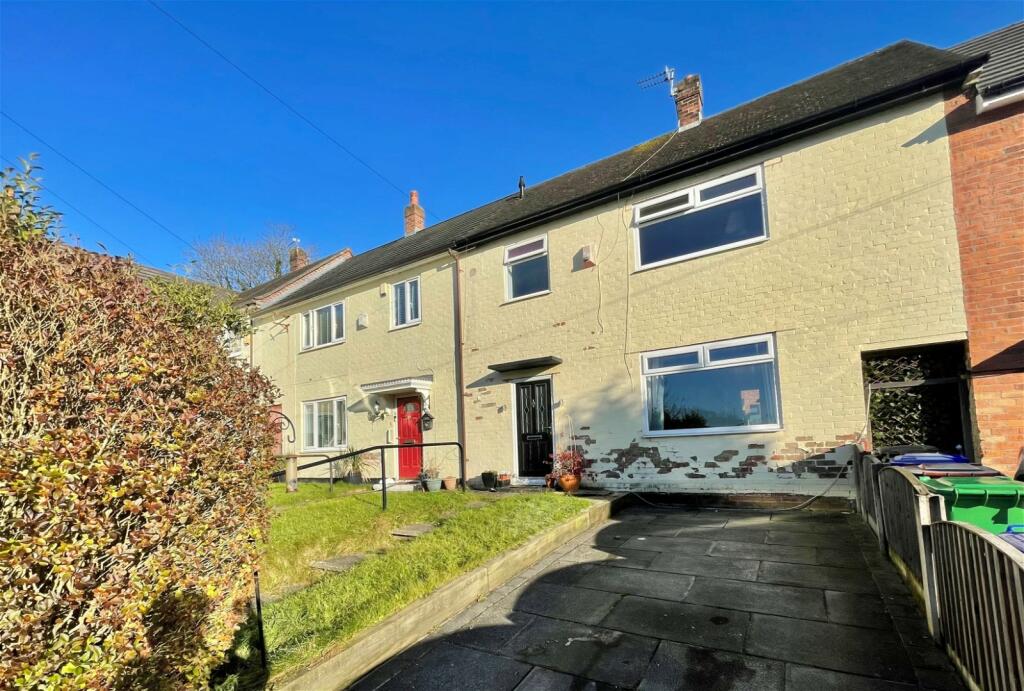 3 bedroom terraced house for sale in Ardenfield Drive, Manchester, M22