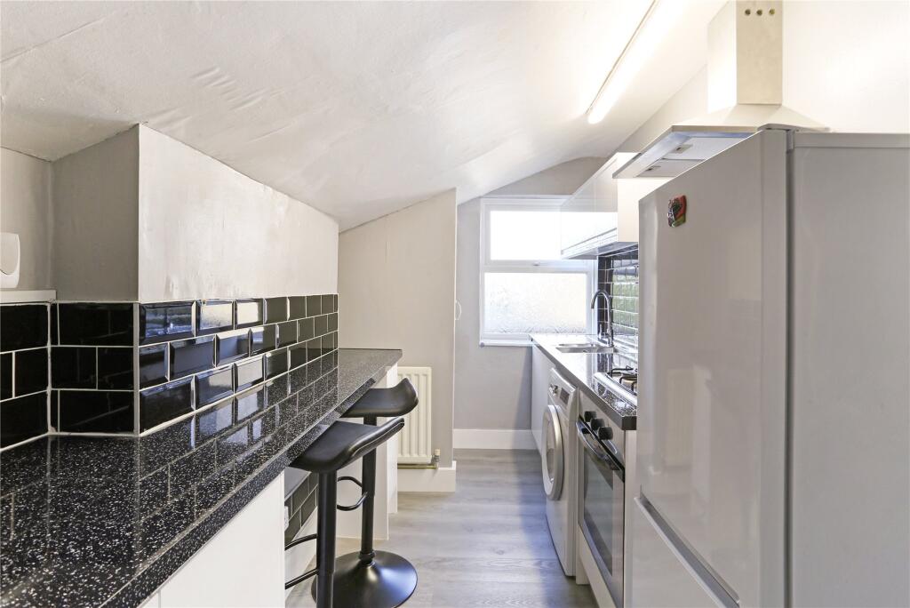 Main image of property: Forthbridge Road, London, SW11