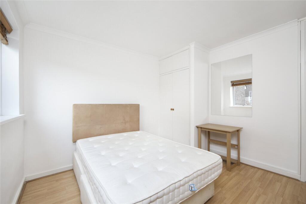 Main image of property: St. Mary Le Park Court, Parkgate Road, London, SW11