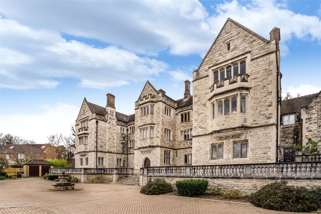 Main image of property: Queensmere House, 16 Royal Close, London, SW19