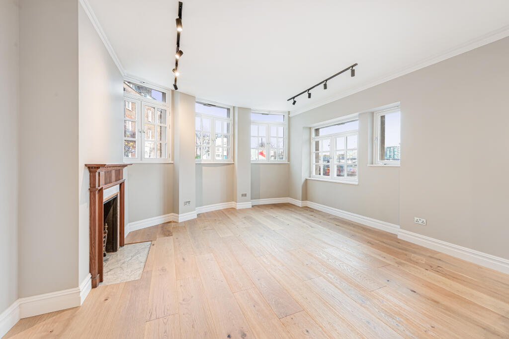 Main image of property: Cheyne Walk, London, SW10